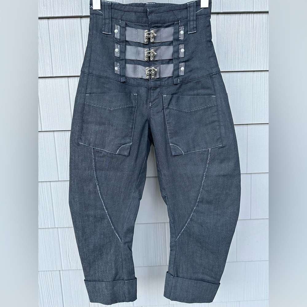 Jeans; High waist; Marithe Francois Girbaud; size 24; used. Excellent condition.